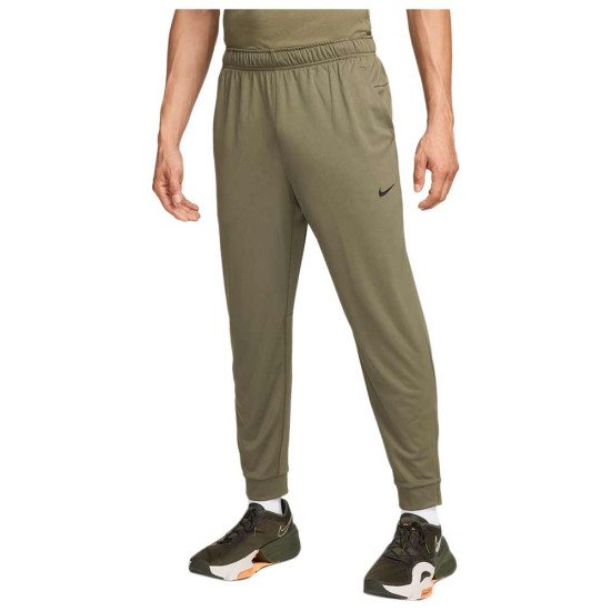 Nike Ανδρικό παντελόνι φόρμας Dri-FIT Tapered VersatileTotality Pants